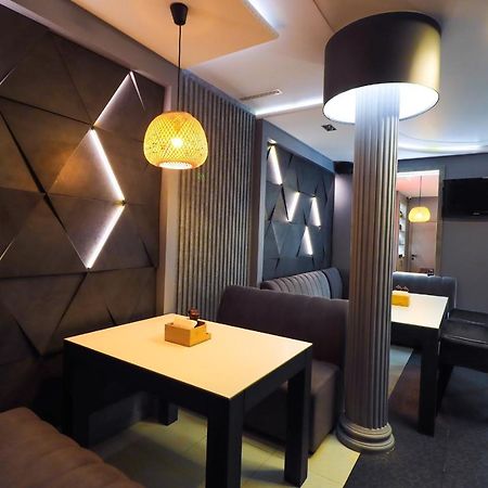 Altin Palace Comrat エクステリア 写真