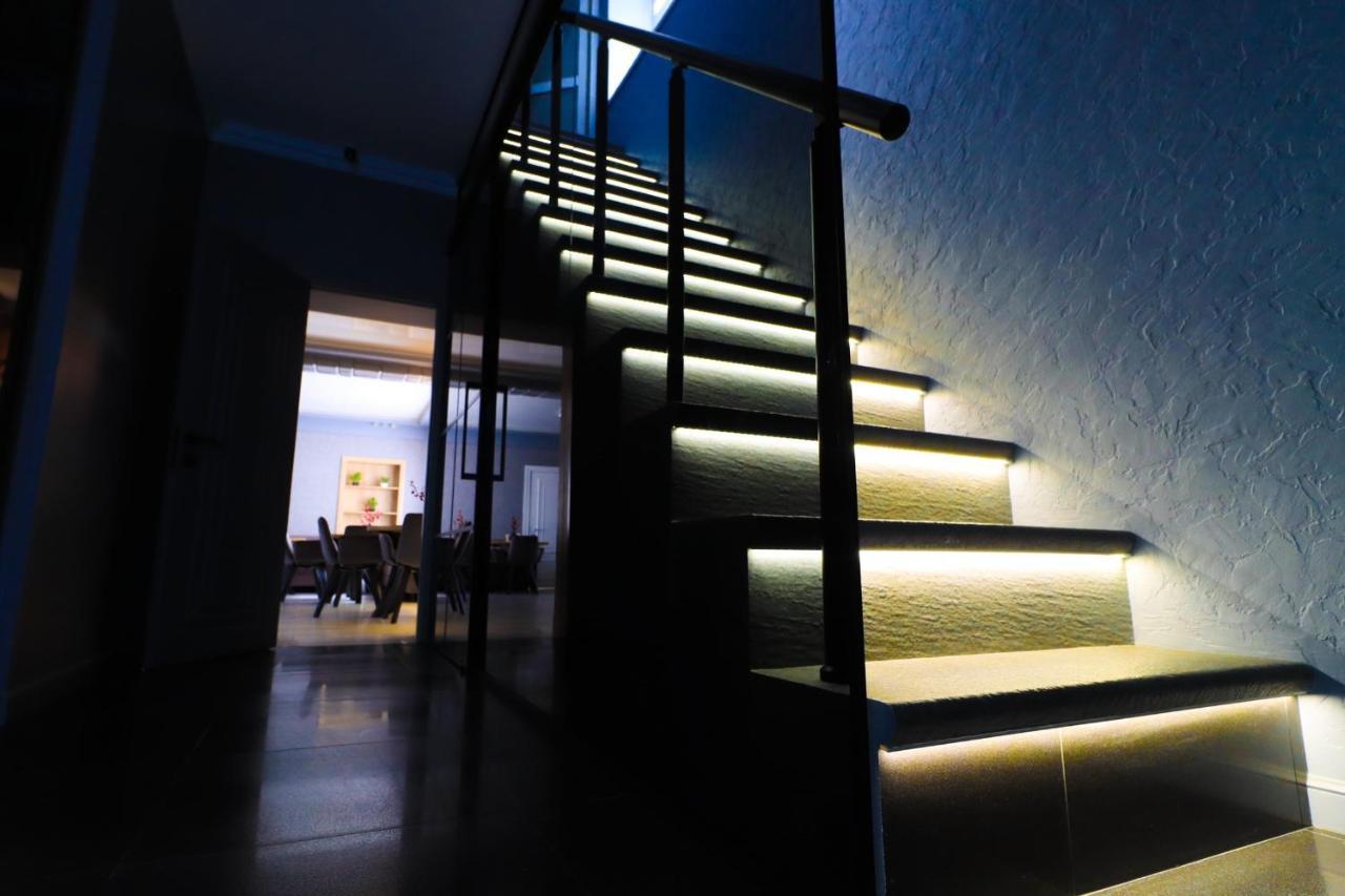 Altin Palace Comrat エクステリア 写真