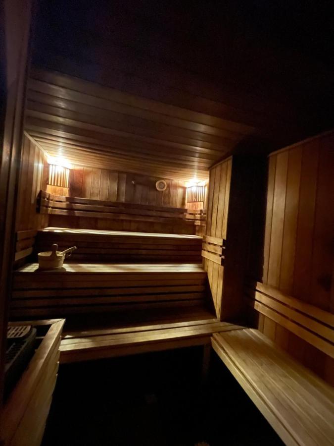 Altin Palace Comrat エクステリア 写真